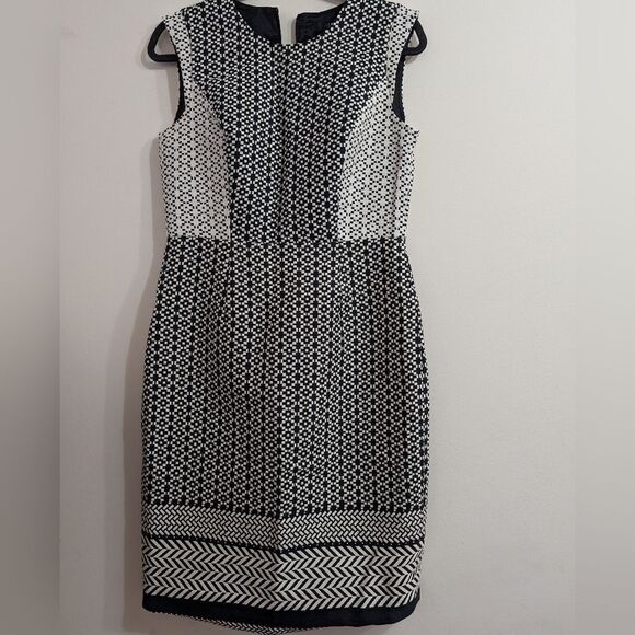 J. Crew fitted Geometric Tapestry Jacquard Sheath Dress size 4 nwot - Picture 6 of 12